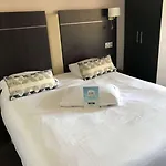 玛戈斯基里亚德酒店