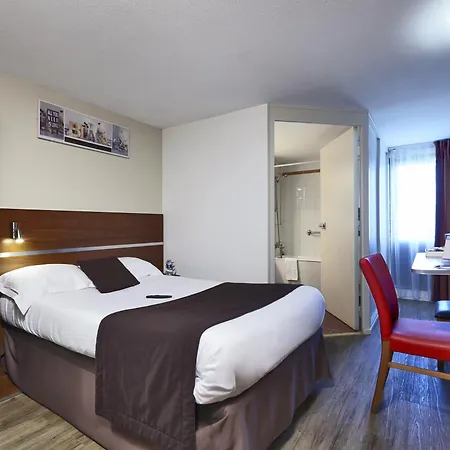 Hotell Kyriad 3*