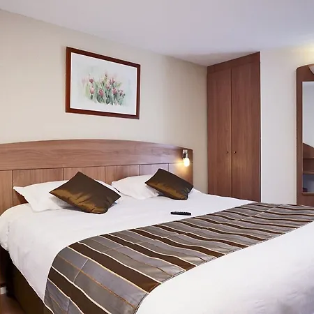 Hotel Kyriad 3*