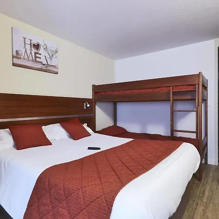 Hotel Kyriad 3*